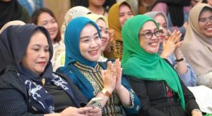 Ny. Uke Faisal Hasrimy Pj. Ketua PKK Langkat Ikut Ramaikan KKSU di Delipark