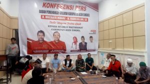 H. Muzakir Manaf dan H. Fadhlullah Menang Pilkada Aceh: Konferensi Pers di Aceh Singkil, Sampaikan Ucapan Terima Kasih kepada Masyarakat