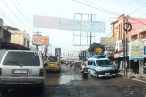 Hore Ada Kolam Rendam Ban Kendaraan Gratis di Pasar Gambir Tembung