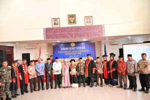Pj Bupati Tapanuli Tengah Ucapkan Selamat Atas Wisuda 32 Sarjana STITM Sibolga-Tapteng Angkatan XXI