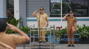 Jelang Memasuki Masa Purna Bakti, Sekda Karo Pimpin Apel Pagi di Kantor Bupati