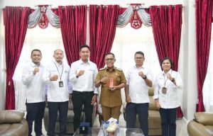 Bupati Tapteng Terima Kunjungan Manajer PT PLN (Persero) UP3 Sibolga