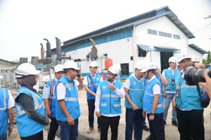 Dirut Distributor PLN Kunjungi PLTD Bengkalis, Wabup Harapkan Listrik Bawah Laut Segera Terealisasi
