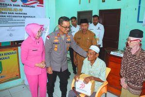 Polres Bengkalis Gelar Pemberian Bantuan Sosial dan Bakti Sosial dalam Rangka HUT Bhayangkara ke-79