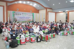 Jemaah Haji Kloter 13 dari Enam Daerah Tiba di Tanah Air