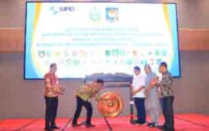 Wakil Bupati Samosir Buka Sosialisasi dan Bimtek Implementasi SIPD-RI untuk Pemerintah Provinsi, Kabupaten/Kota se-Sumatera Utara