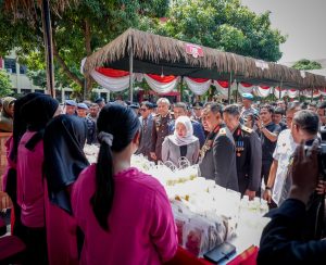Meriahkan HUT Bhayangkara ke-79, Polda Sumut Gelar Pasar Murah dan Sajikan Kuliner Gratis untuk Warga