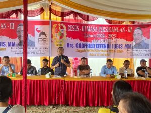 Drs.Godfried Effendi Lubis,M.M:Pengurusan Adminduk Agar Dikembalikan ke Kecamatan