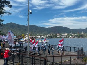 Purna Paskibra Meriahkan HUT ke-80 RI di Tengah Ajang Aquabike World Championship di Toba