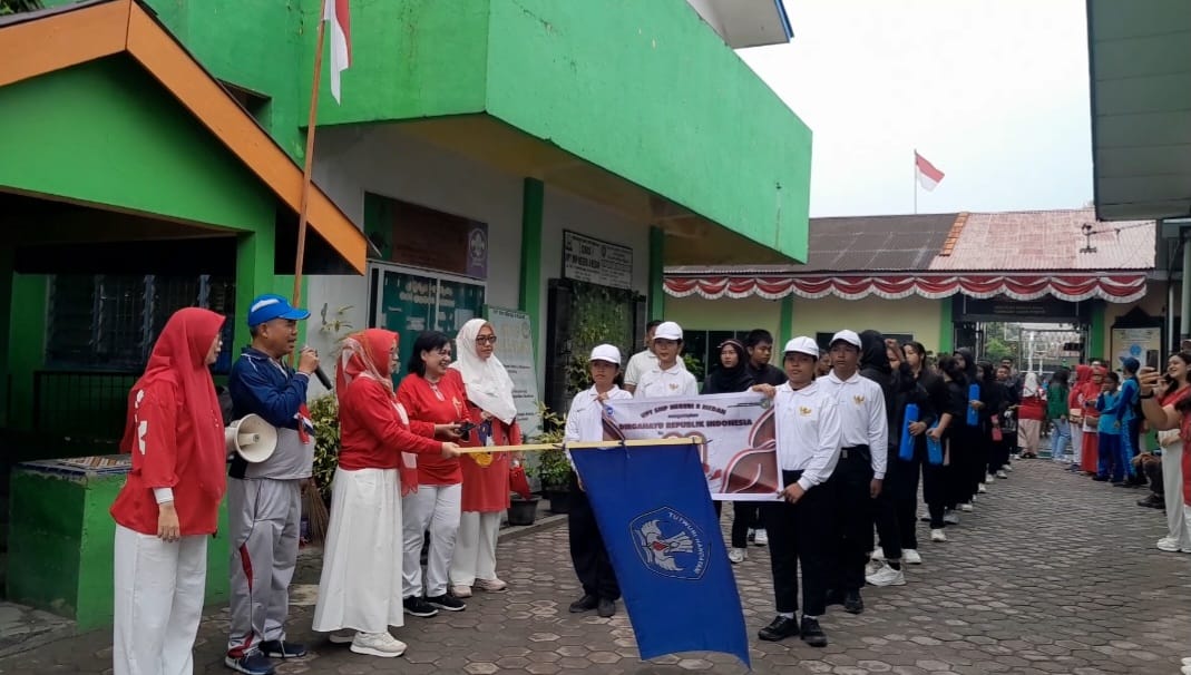 ‎Hari Ini Lomba Terakhir 17-an di SMPN 8 Medan