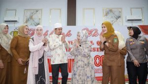 Wakil Bupati Langkat Tiorita Br Surbakti, Dukung Safari Dakwah Ustaz Solmed Bersama Polres Langkat