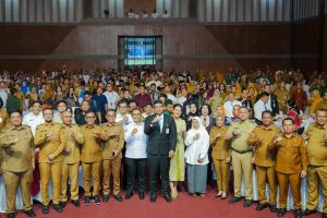 Launching UHC Prioritas, Vandiko: Warga Samosir Berobat Gratis Cukup dengan KTP