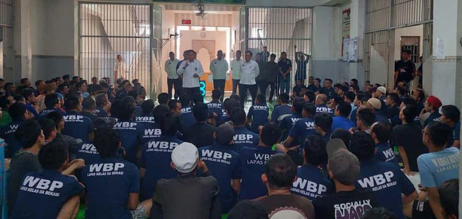 Dedy Cahyadi, Kalapas Baru Perkenalkan Diri kepada Warga Binaan Lapas Bekasi