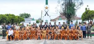Bupati Dr. dr. Antonius Ginting, Sp.OG., M.Kes Inspektur Upacara Peringatan Hari Pahlawan di Kabupaten Karo