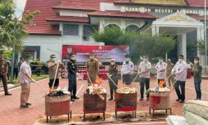 Kejaksaan Negeri Bengkalis Musnahkan Ribuan Gram Narkotika dan Berbagai Barang Ilegal