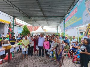 GPM 2025 di Silaen Resmi Dibuka Pj. Sekda Toba, Disertai Pembagian Bantuan untuk Lansia