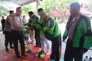 Kapolres Binjai Rajut Kebersamaan Dengan Driver Online, Ojek Online dan Pengemudi Betor