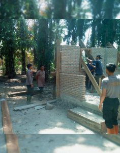 Brimob Polda Sumut Terus Mendampingi Warga, Pembersihan Rumah dan Masjid Capai Progres Signifikan