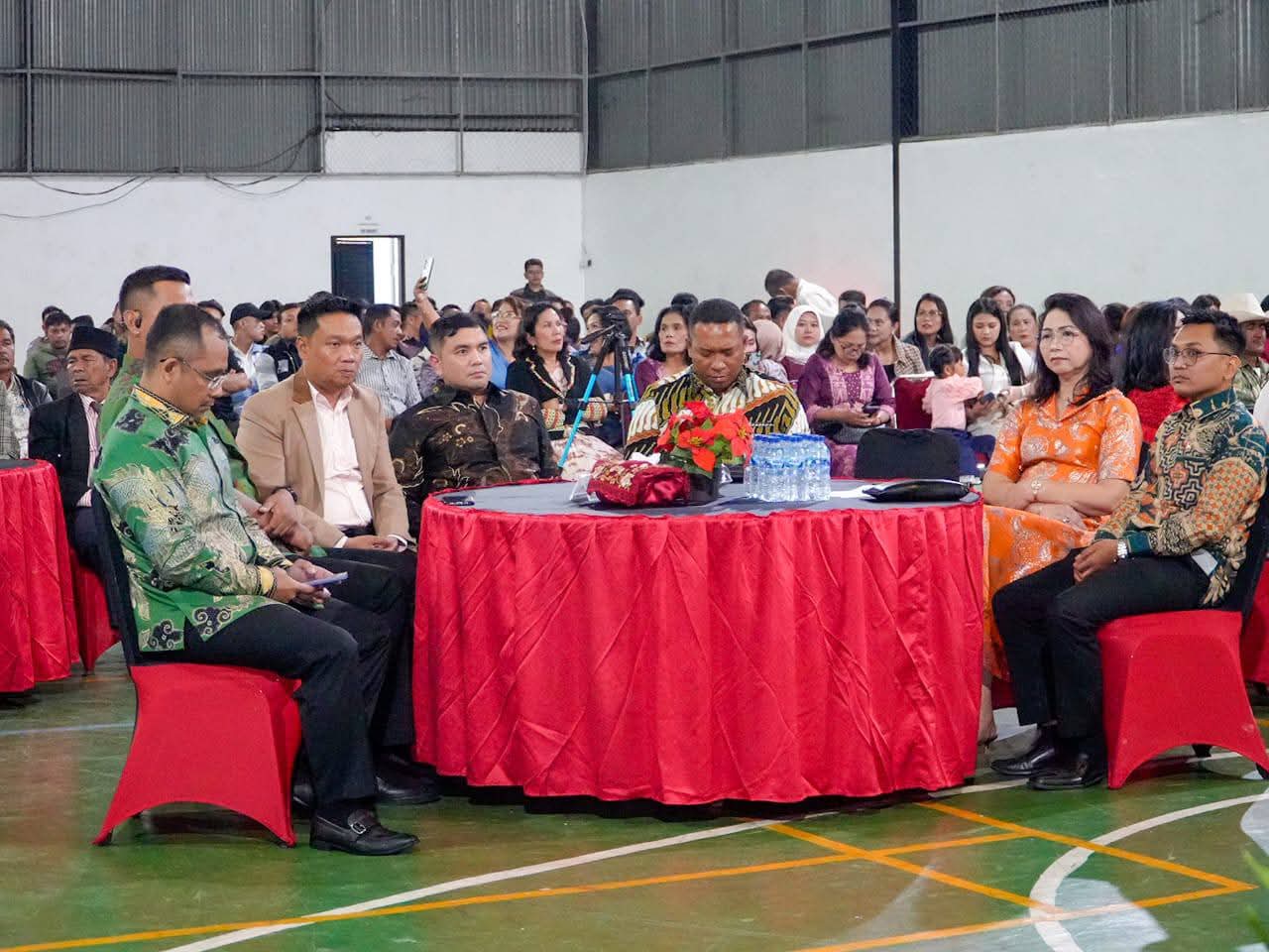 Bupati Humbang Hasundutan Hadiri Acara Kenal Pamit Kapolres