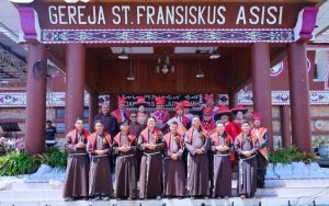 Bupati Karo Hadiri Pentahbisan 8 Imam Baru di Gereja St. Fransiskus Assisi Berastagi