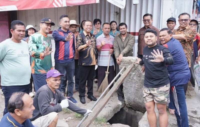 Bupati Karo Tinjau Gotong Royong di Kecamatan Tigapanah