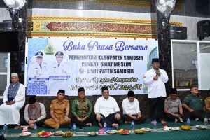 Bupati dan Wabup Samosir Buka Puasa Bersama Umat Muslim, Tekankan Kerukunan Antarumat Beragama