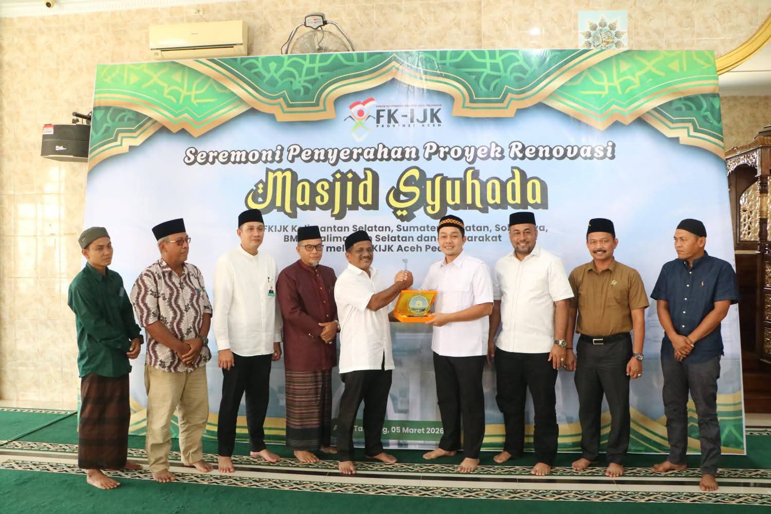 FK-IJK Aceh Peduli Renovasi Masjid Syuhada Kampung Bundar