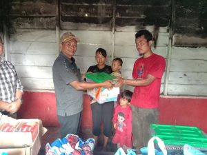 Pemkab Humbahas Salurkan Bantuan untuk Korban Kebakaran di Parlilitan