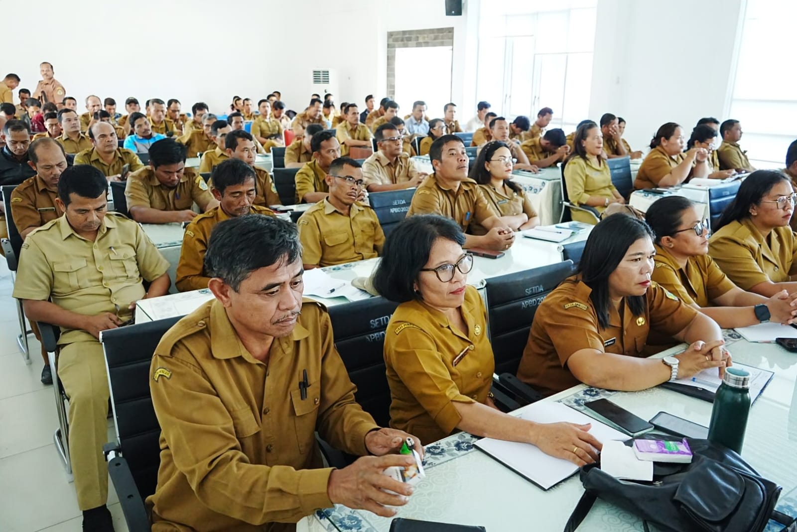 Dorong Tertib Administrasi Pendirian Bangunan, Pemkab Samosir Gelar Sosialisasi PBG