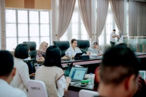 Tuan Rumah BTN IFW 2026, Kahiyang Ayu Dorong Ulos Tembus Panggung Fashion Dunia