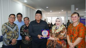 Bupati Dairi Resmi Jadi Visiting Professor UDI, Perkuat Sinergi Daerah dan Kampus