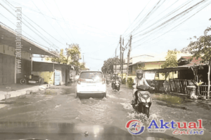 ‎Oalah, Jalan Pasar V Tembung Terendam