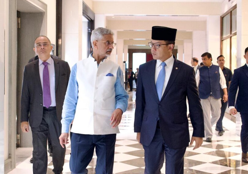 Menteri Luar Negeri Sugiono dan Menteri Luar Negeri India Subrahmanyam Jaishankar (kanan ke kiri) saat bertemu di India. (Foto: Ist/Aktual Online) ‎