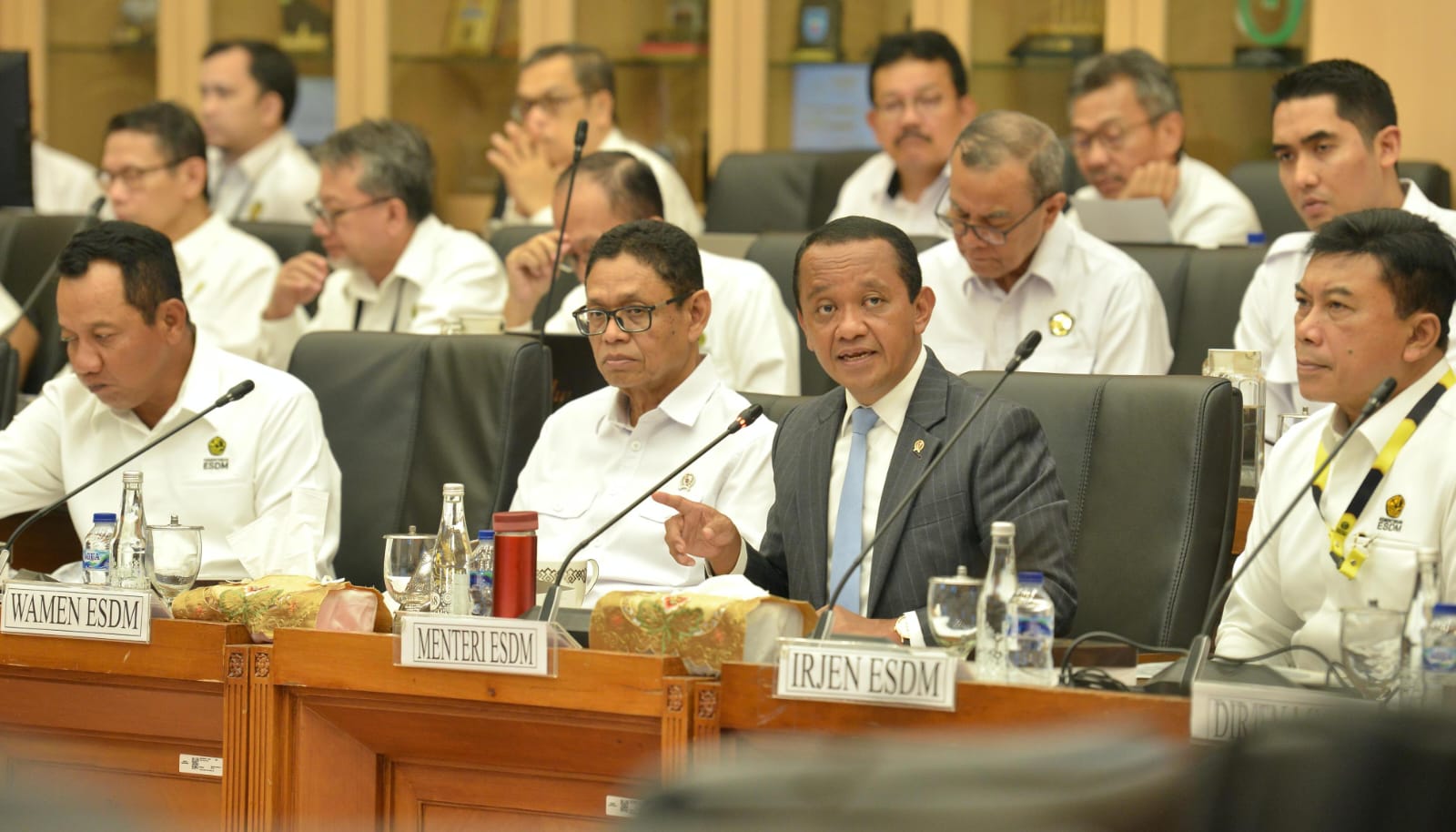 ‎Kementerian ESDM Bahlil Lahadia saat rapat kerja dengan Komisi XII DPR RI. (Foto: Ist/Aktual Online)