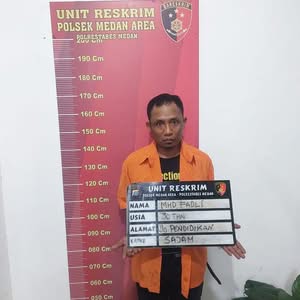 Bawa Samurai Sambil Mengendarai Sepeda Motor, “Bang Jago” Nginap di Kantor Polisi