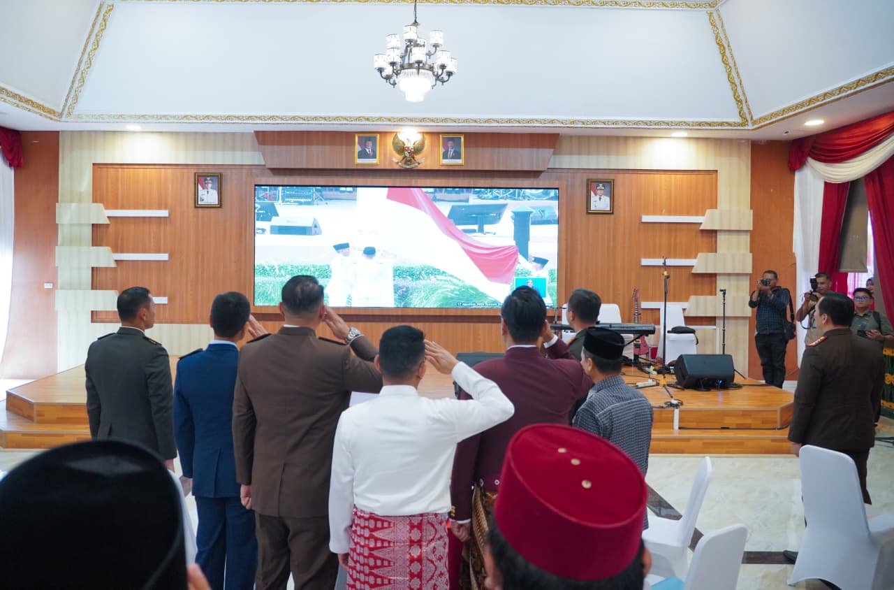 Peringati HUT Ke-81 RI, Wali Kota Medan Ikuti Upacara Detik-Detik Proklamasi Secara Live Streaming