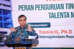 Menaker Dorong Kolaborasi Kampus dan Industri, Atasi Mismatch Lulusan Perguruan Tinggi