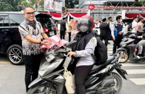 Pemko dan PWPM Kibarkan Semangat Merah Putih di Jalanan Kota