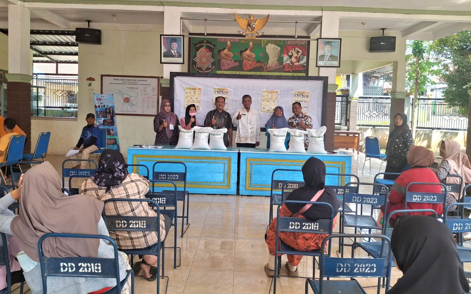 502 Warga Tanjungsari Terima Bantuan Pangan Beras