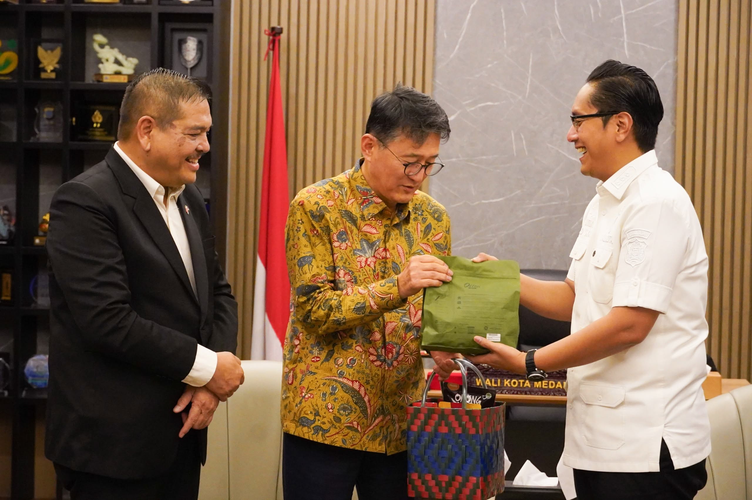 Gagas Kerja Sama Strategis, Wali Kota Medan Tawarkan Kopi Sumatra hingga Kolaborasi Bidang Medis ke Korsel