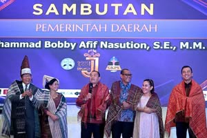 Pesta Olob-Olob GKPS Resort Medan Barat, Pj Sekdaprov Sumut Ajak Jemaat Perkuat Gotong Royong dan Kepedulian Sosial