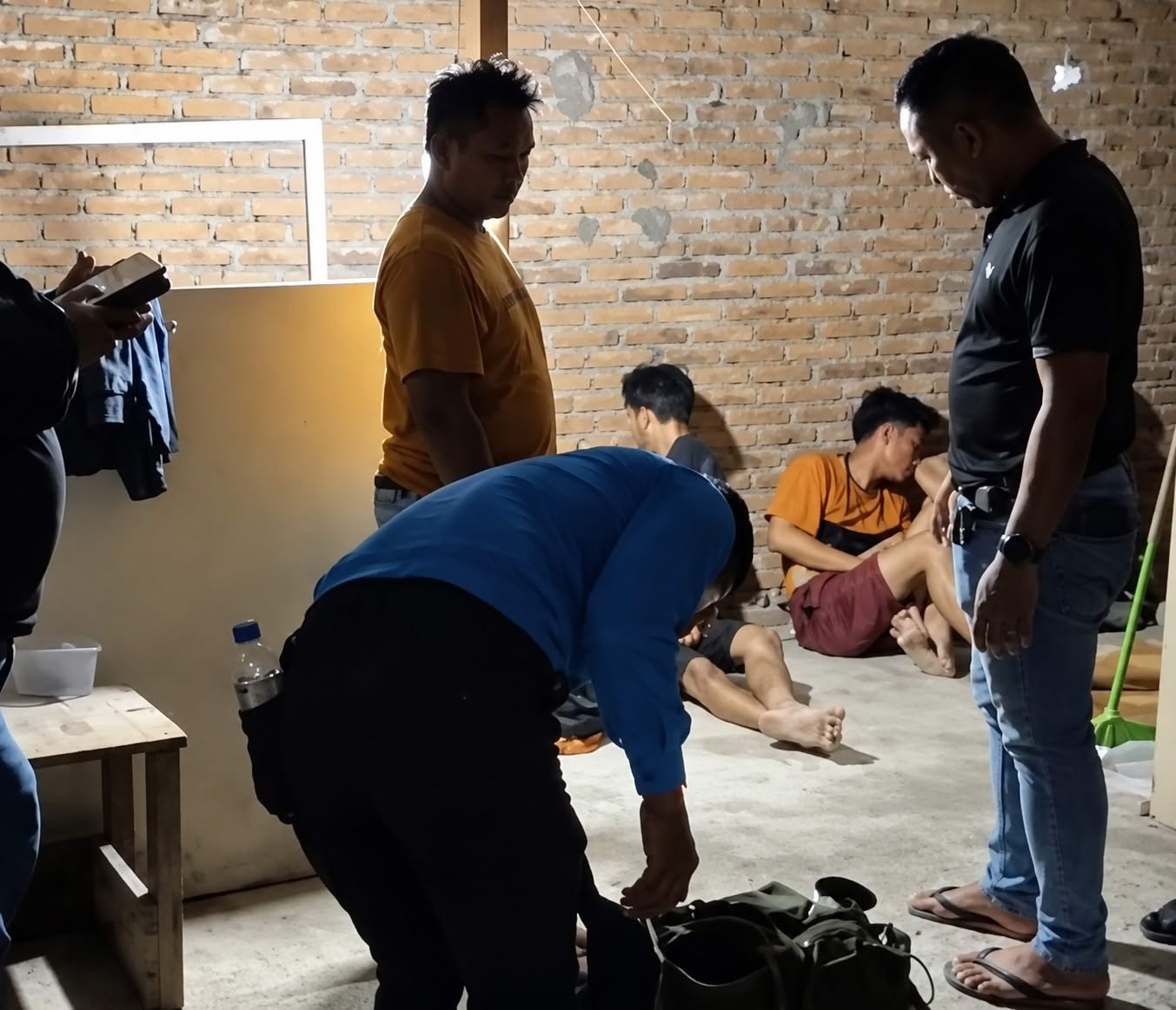 Kurang dari 24 Jam, Polsek Medan Labuhan Ringkus Lima Pelaku Curas, Korban Diajak Bekenalan di Aplikasi Omi
