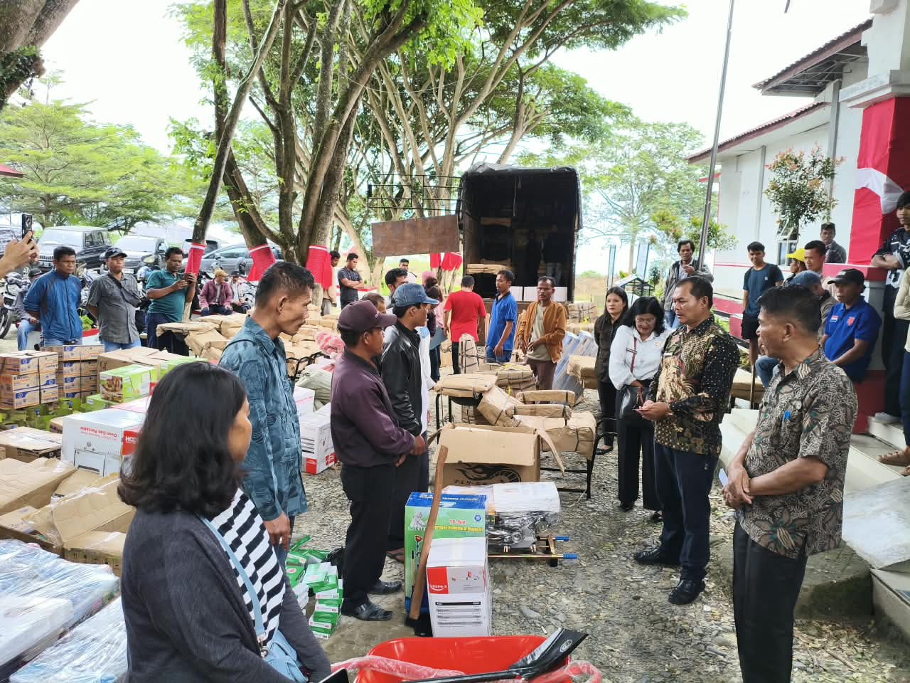 Samosir Terima Bantuan UEP Terbanyak di Sumut, Perhatian Pemkab Perkuat Ekonomi Masyarakat