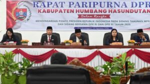 Bupati Humbahas Bersama Forkopimda Dengarkan Pidato Kenegaraan Presiden di DPRD