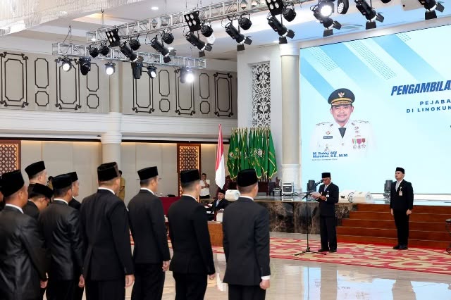 Wagub Sumut Lantik 188 Pejabat, Tekankan Kolaborasi dan Sinergi dalam Bekerja