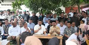 Kunjungi Labusel, Gubsu Bobby Bantu Pembangunan Rumah Tahfiz dan Percepat Program Bedah Rumah