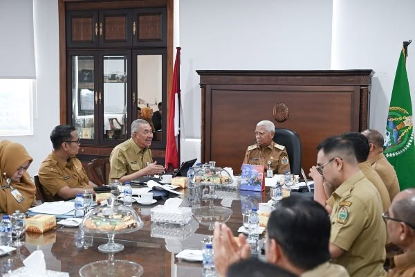 Penyerahan Aset RSUD dr M Thomsen Nias Dipercepat