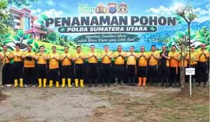 Kapolda Sumut Pimpin Penanaman Pohon di Mapolda