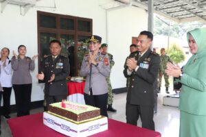 Meriahkan HUT TNI Ke 81, Polres Sergai Kunjungi Kodim 0204/DS dan Brigif-7/Rimba Raya