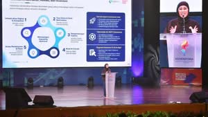Menkomdigi Meutya Hafid Ingatkan AI Jangan Gerus Keragaman Sabang-Merauke!